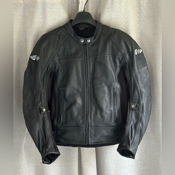 Joe Rocket Other - Joe Rocket•Leather Bike/Moto jacket•men’s size medium•black•mesh vents